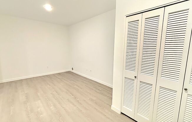 1 MONTH FREE RENT! Brand New Modern Units in N. Tabor Neighborhood