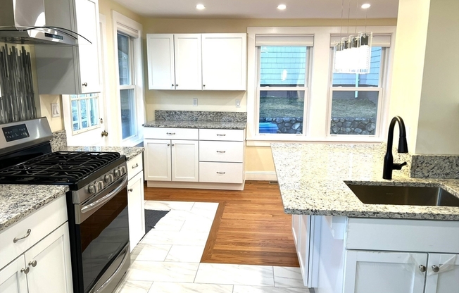 38 COTTAGE ST