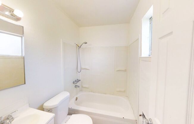 1 bed, 1 bath, 543 sqft, $1,250, Unit Apartment 10