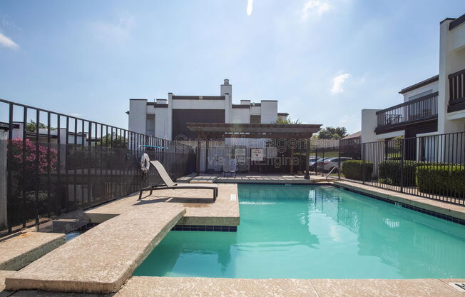 1 bed, 1 bath, 710 sqft, $925, Unit 1812