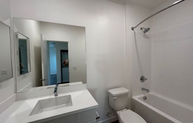 1 bed, 1 bath, 514 sqft, $2,520, Unit 2112-303