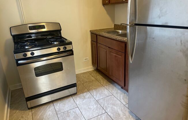 7955 South Emerald Holding LLC