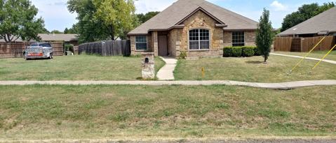 1983 CASTLE DR