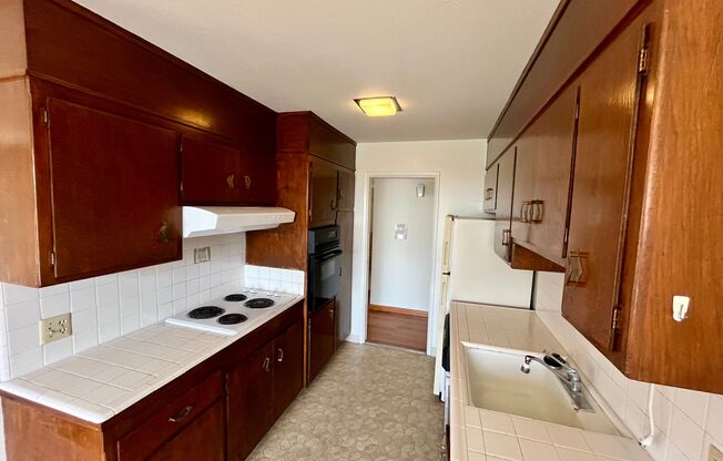 375 Van Buren Avenue