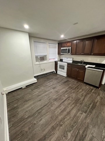 1 bed, 1 bath, 500 sqft, $1,950, Unit 6