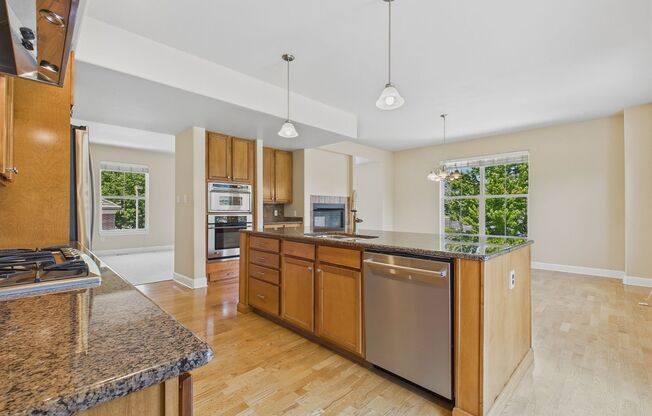 Beautiful DTC Townhome