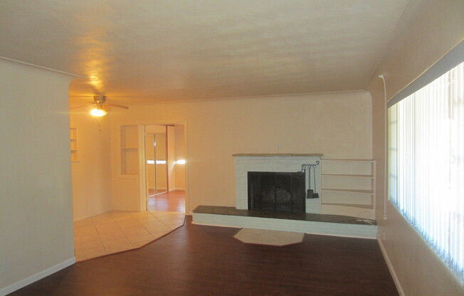 3 beds, 2 baths, $1,600