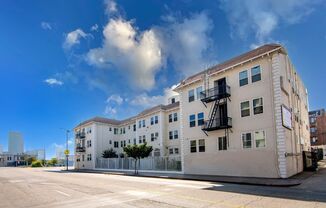 8th Street Studios Near Downtown Los Angeles – Move-In Special