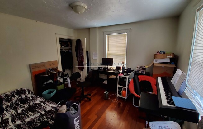 19 WINTHROP RD