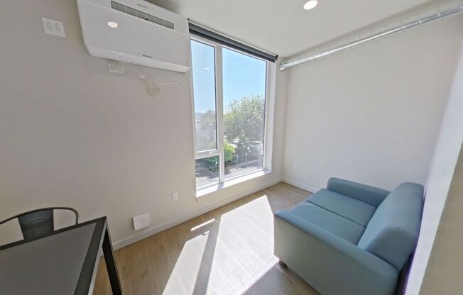 Studio, 1 bath, 314 sqft, $1,250, Unit 310