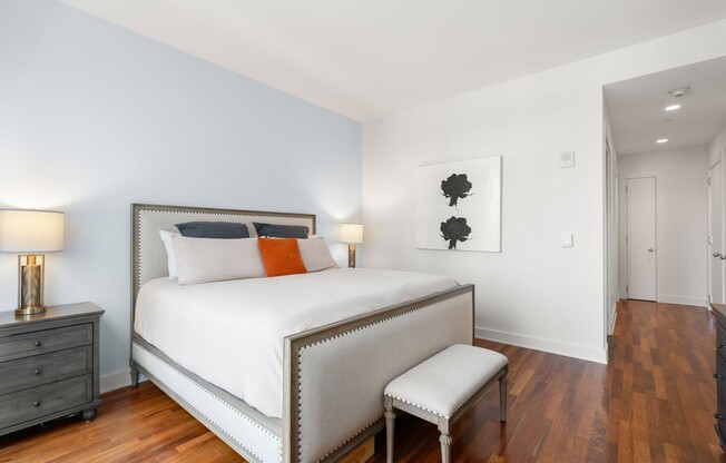 2 beds, 2 baths, 1,263 sqft, $8,000, Unit 21M