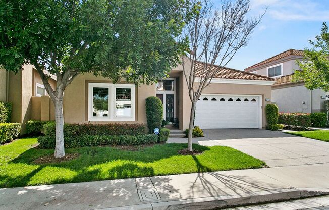 2 beds, 2 baths, $4,995