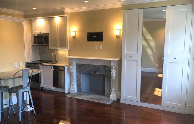 88 CHARLES ST