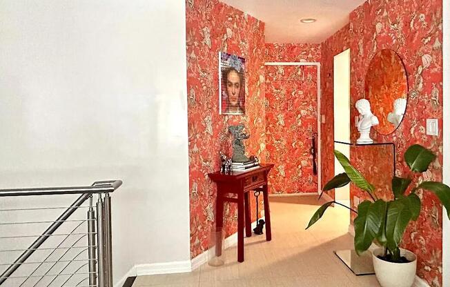 445 W 54 ST