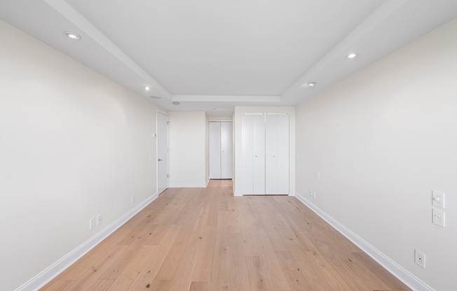 2 beds, 2 baths, 1,120 sqft, $6,000, Unit 16P