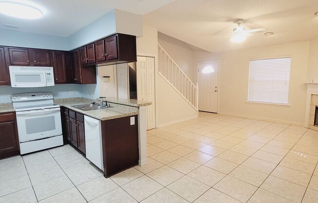 3 beds, 2 baths, $1,500