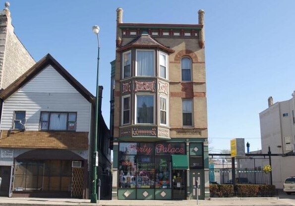 3224 W N AVE