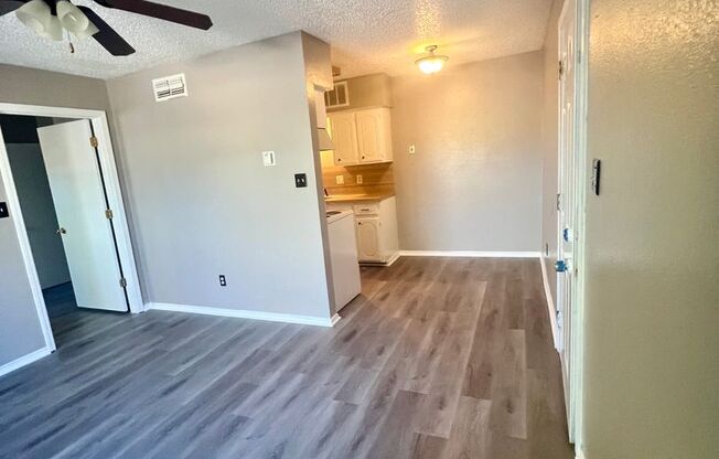 1 bed, 1 bath, $625, Unit 2525-A