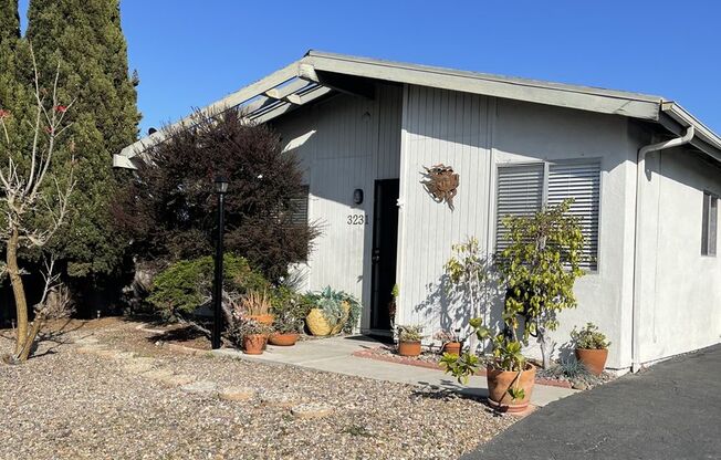 2bed 1bath home in Costa Serena