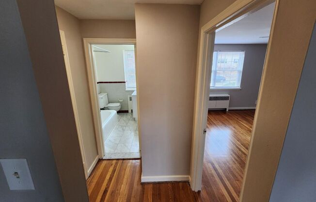 1 bed, 1 bath, 663 sqft, $1,855, Unit D-10