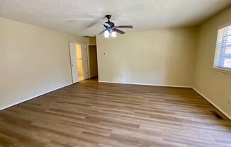 2 beds, 1 bath, $1,395