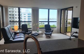 11 Sunset Dr., #503
