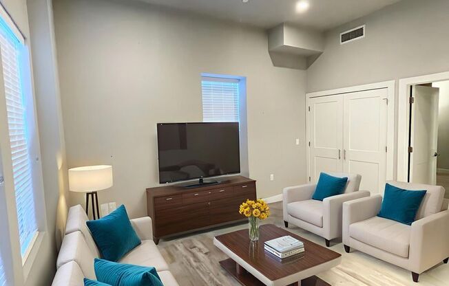 1 bed, 1 bath, 692 sqft, $1,299, Unit 3410 N Carefree Circle - Unit 110