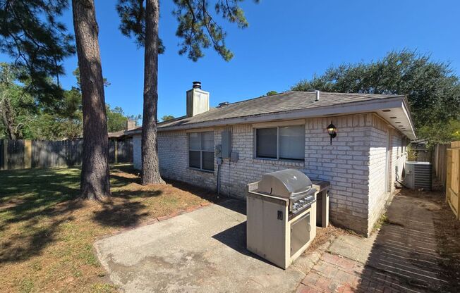 3 beds, 2 baths, $1,635