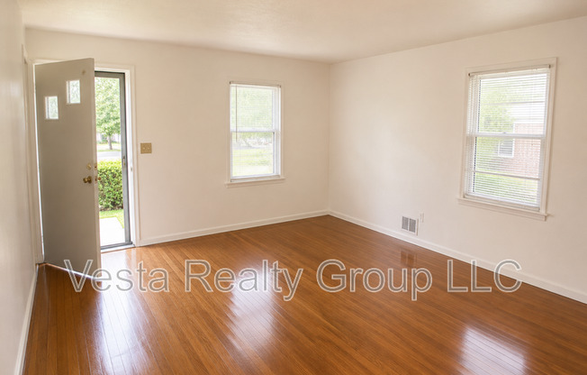 3543 MEADOWVIEW CT