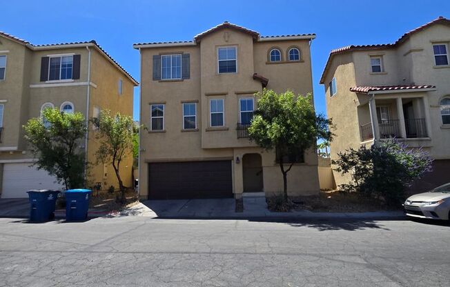 Fabulous 3-Bedroom, 3.5-Bathroom Home with 2-Car Garage