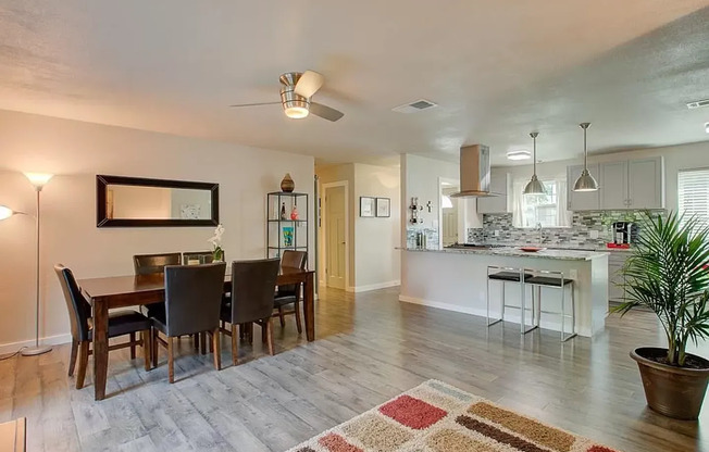 Single Story, 3 Bedrooms and 3 Bathroom Single Family Home for Rent in North Austin, Easy Access to I-35 and N Lamar.