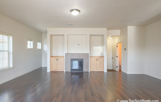 Perfect 3br Condo in Arbor Crossing*by Intel*Walk to Max*Free WiFi highspeed Internet* W/S/G Included!