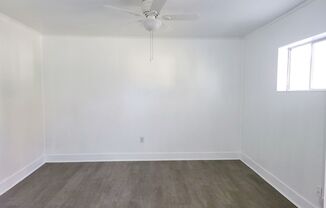 4 beds, 1 bath, $1,500