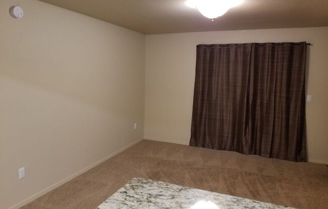 2 beds, 2 baths, $1,700