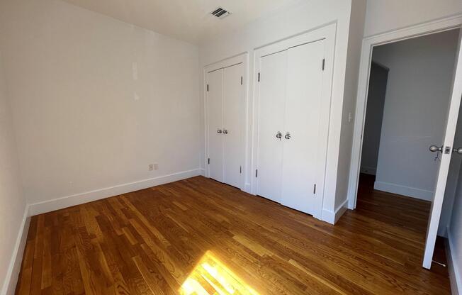 317 4 ST