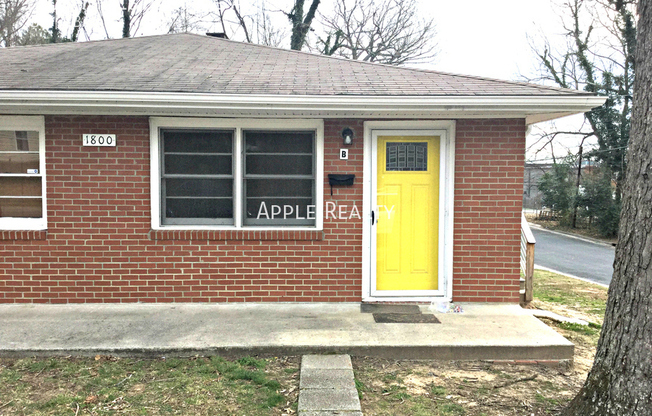 1800 N. Alston Ave. Apt A