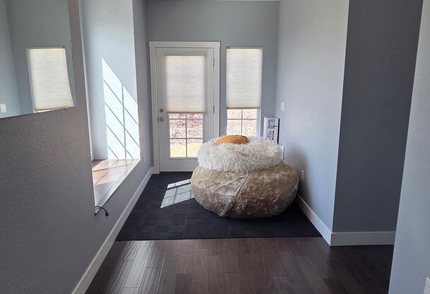 Modern 4 Bedroom 5 Bath Townhome - With Lots of Natural Light and Great Views!