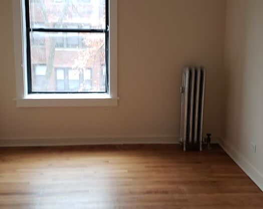 1 bed, 1 bath, $1,300, Unit 3052 - Unit 3