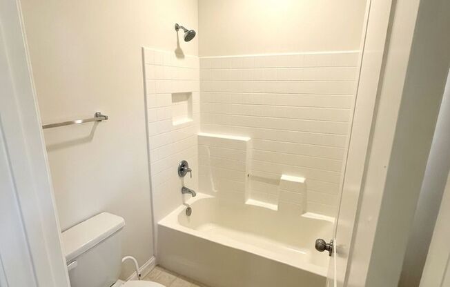Charming 3BR Home with Modern Kitchen, Versatile Loft, & Private Backyard