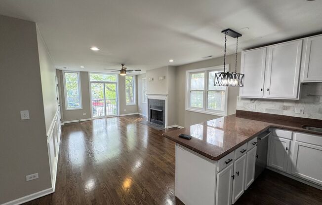 5438 S. Indiana