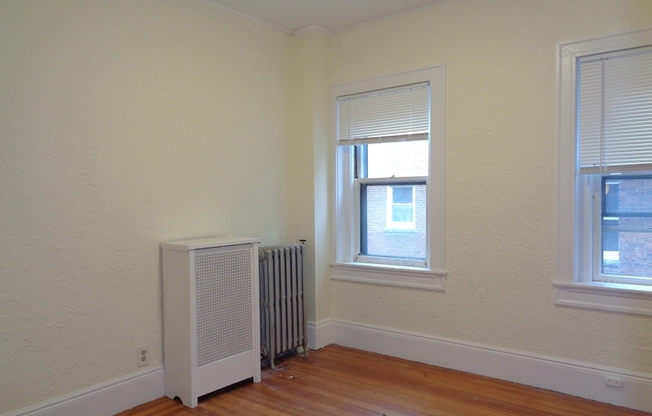 6 BEALS ST