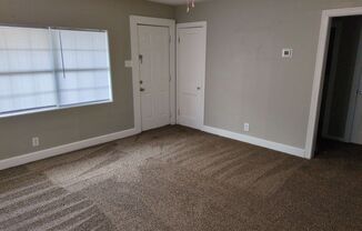 3 beds, 2 baths, $1,395