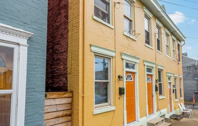 1 bed, 1 bath, 1,300 sqft, $1,049, Unit 114 S 11th Street