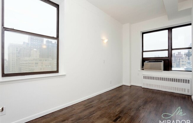 1 bed, 1 bath, $4,900, Unit 10D
