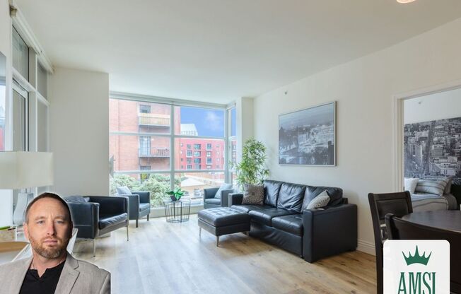 Modern 2 Bed/ 2 Bath Condo in the Heart of the Gaslamp! Furnished or Unfurnished