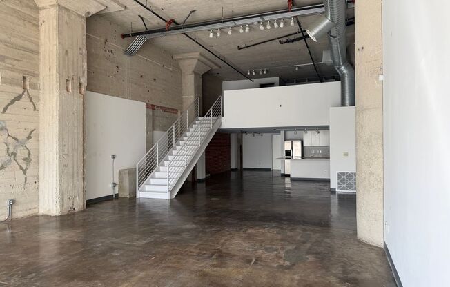 1 bed, 2 baths, 2,063 sqft, $5,499, Unit 108