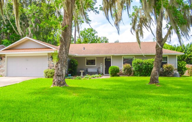 Nice 3 Bedroom 2 Bath Home in NW Countryside Neighborhood