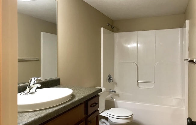 1 bed, 1 bath, 1,000 sqft, $1,295, Unit Unit 02 A1000