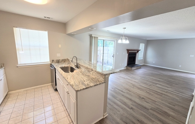 329 FERDINAND CIR
