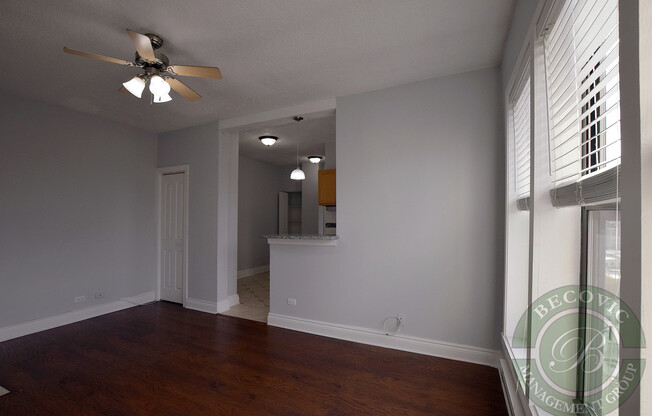 1 bed, 1 bath, 520 sqft, $1,900, Unit 907